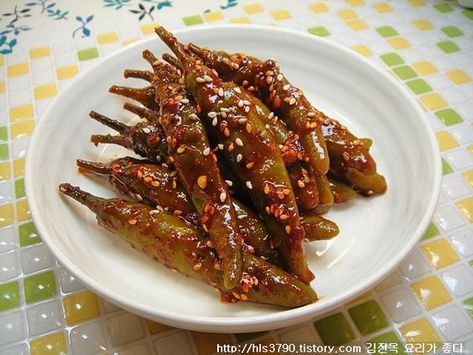 Pickled Chili Pepper Kimchi (고추짱아찌) - 500 gms