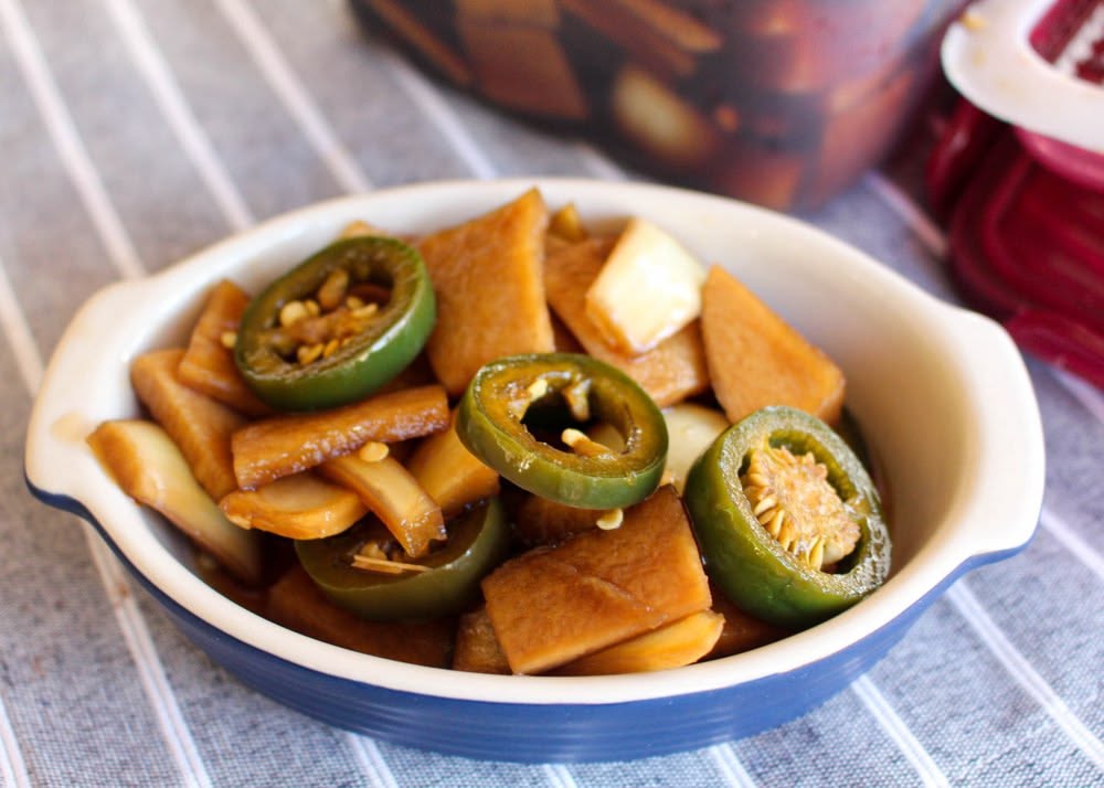 간장 조선 무장아찌(Soy Sauce Pickled Radish (Ganjang Mu-jangajji) Vegan