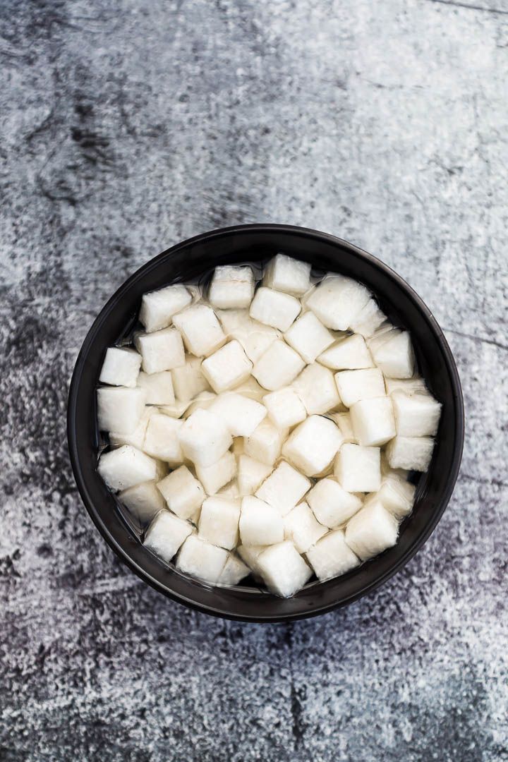 Mild Pickled Radish 치킨무